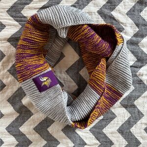 MN Vikings infinity Gray and Purple Knit Scarf